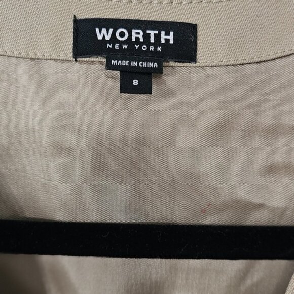 NWT Worth Beige  Belted Vest Size 8 - Picture 2 of 4